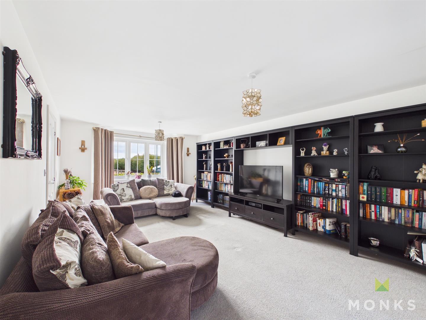 1 Pewit Close, Shrewsbury, SY5 8QH For Sale